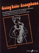 Going Solo: Alto Saxophone by - Daryl Runswick - for Saxophone